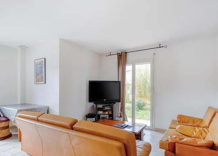 Splendid Family Home In Toulouse